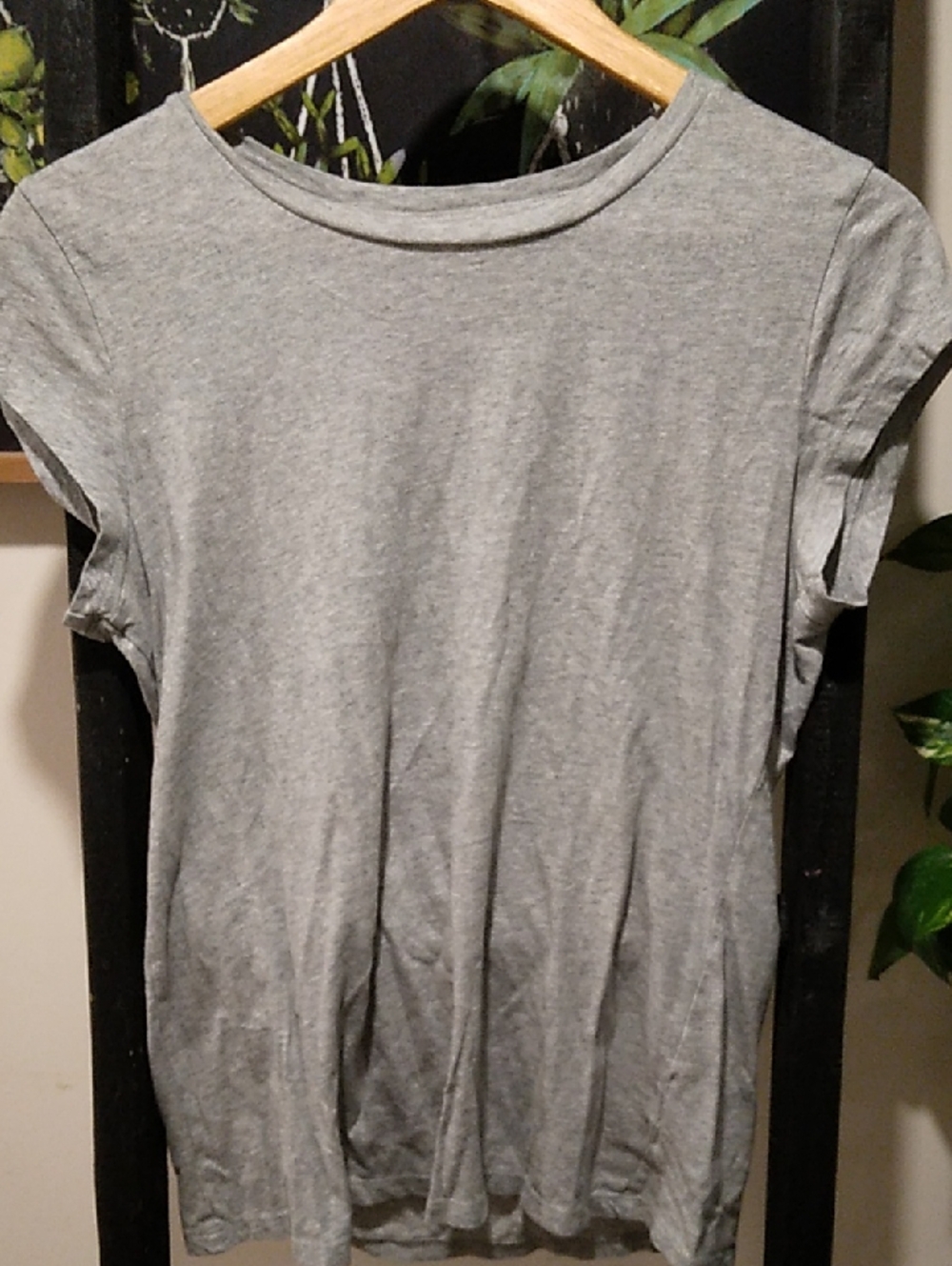 Women's Universal Thread  Short Sleeve Crewneck Tee